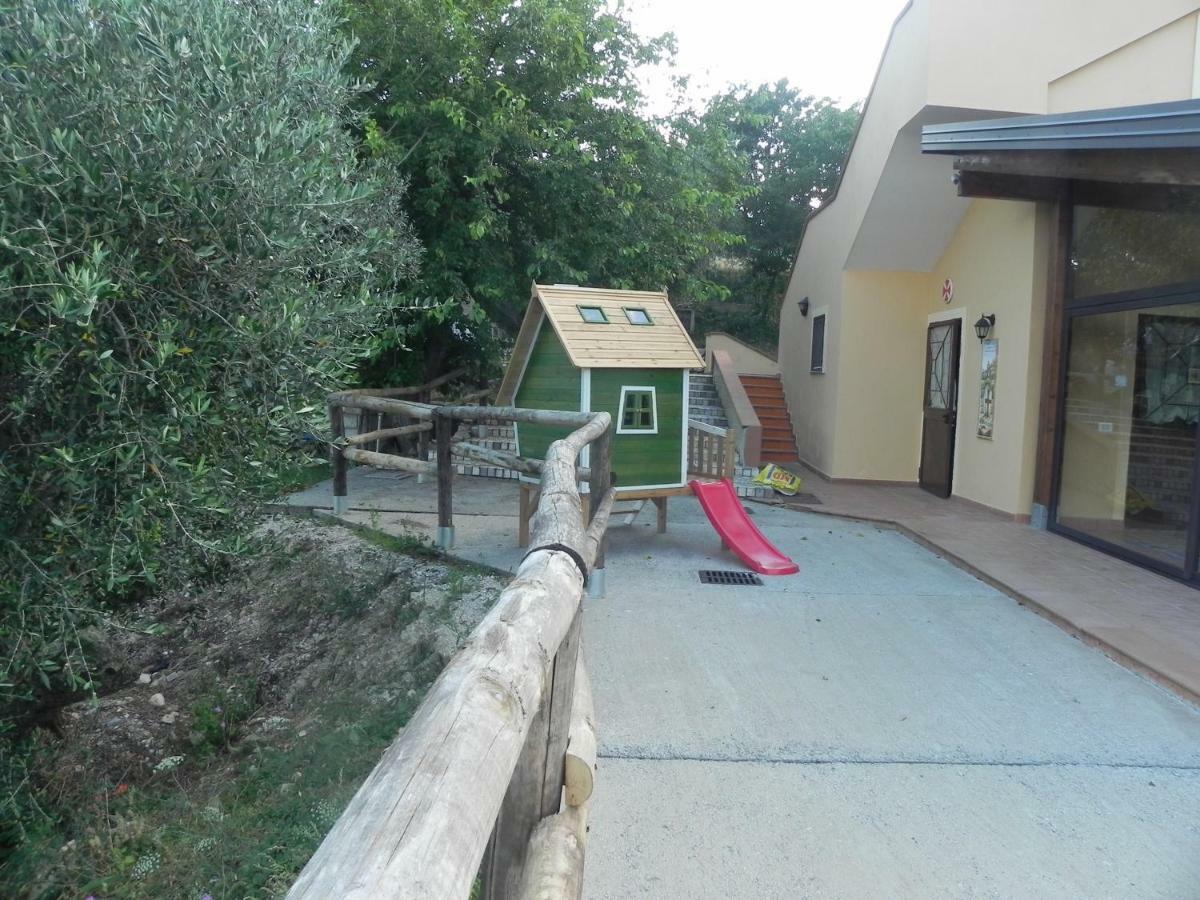 Agriturismo B&B Il Rifugio Di Nino Contursi Terme Exterior foto